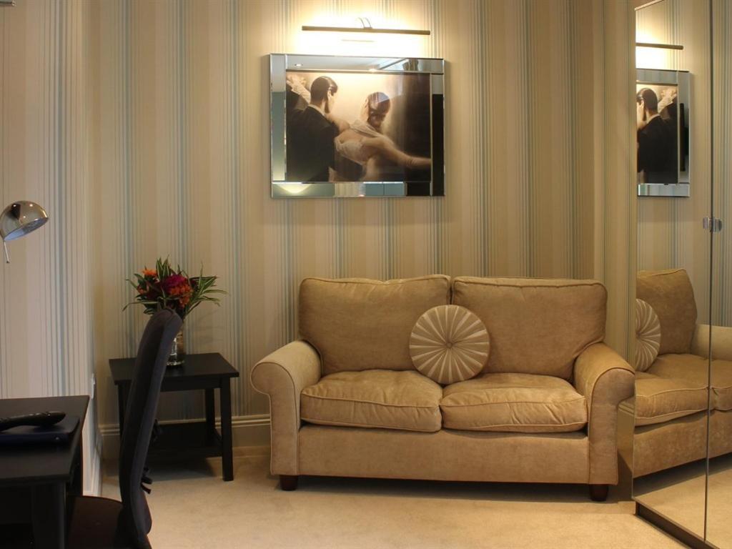 The Keep Boutique Hotel Yeovil Phòng bức ảnh